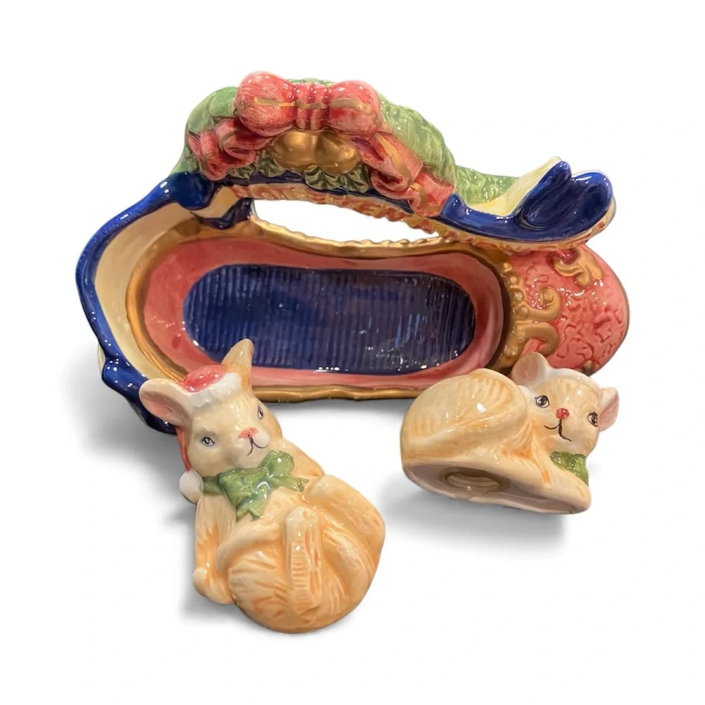 Salt and Pepper Shakers  Holiday Mouse